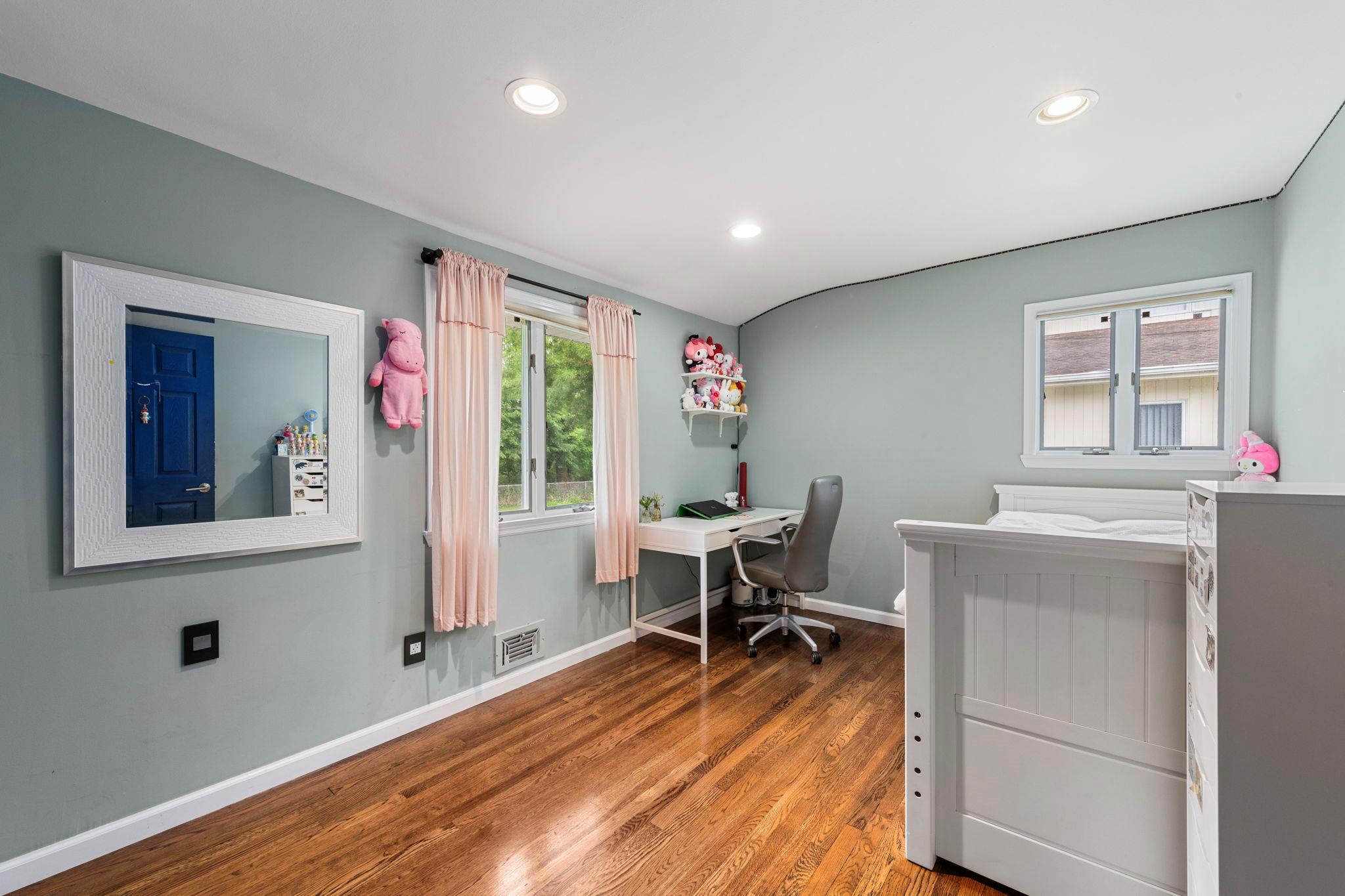 94 Rockland Drive, Jericho, New York image 15
