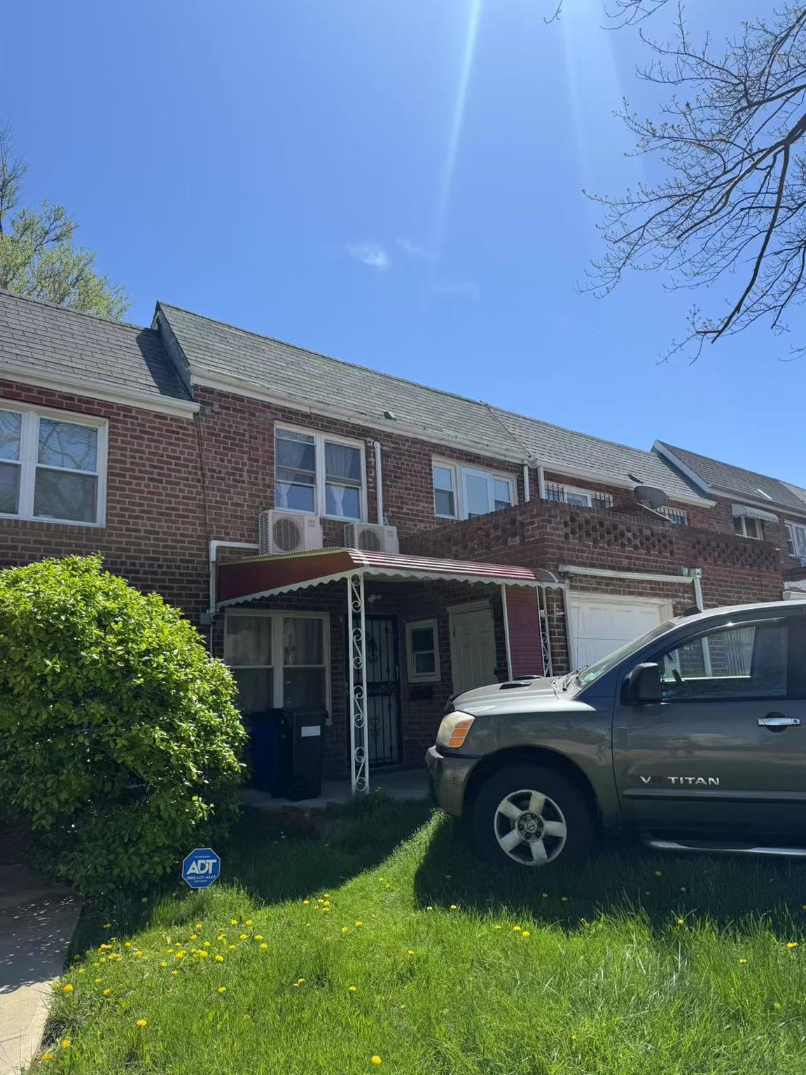 120th Street, College Point, Queens, NY - 3 Bedrooms  
2 Bathrooms  
7 Rooms - 