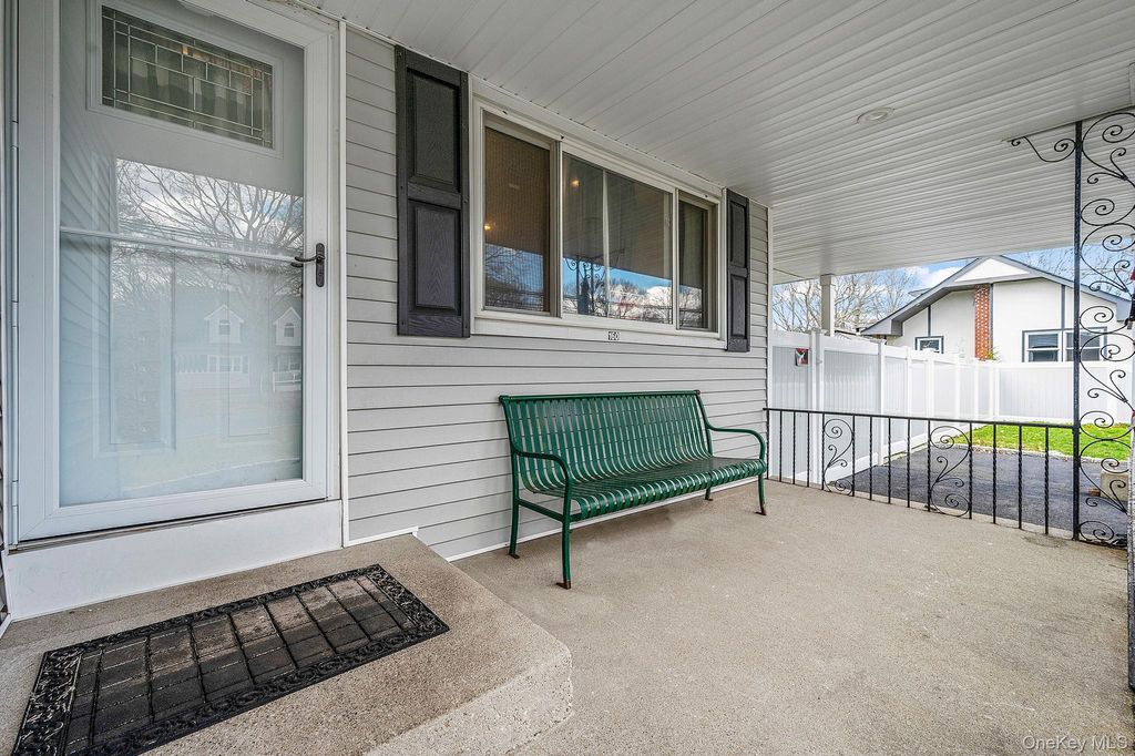 Photo of 160 Hounslow Road, Shirley, NY 11967 (MLS # 984885)