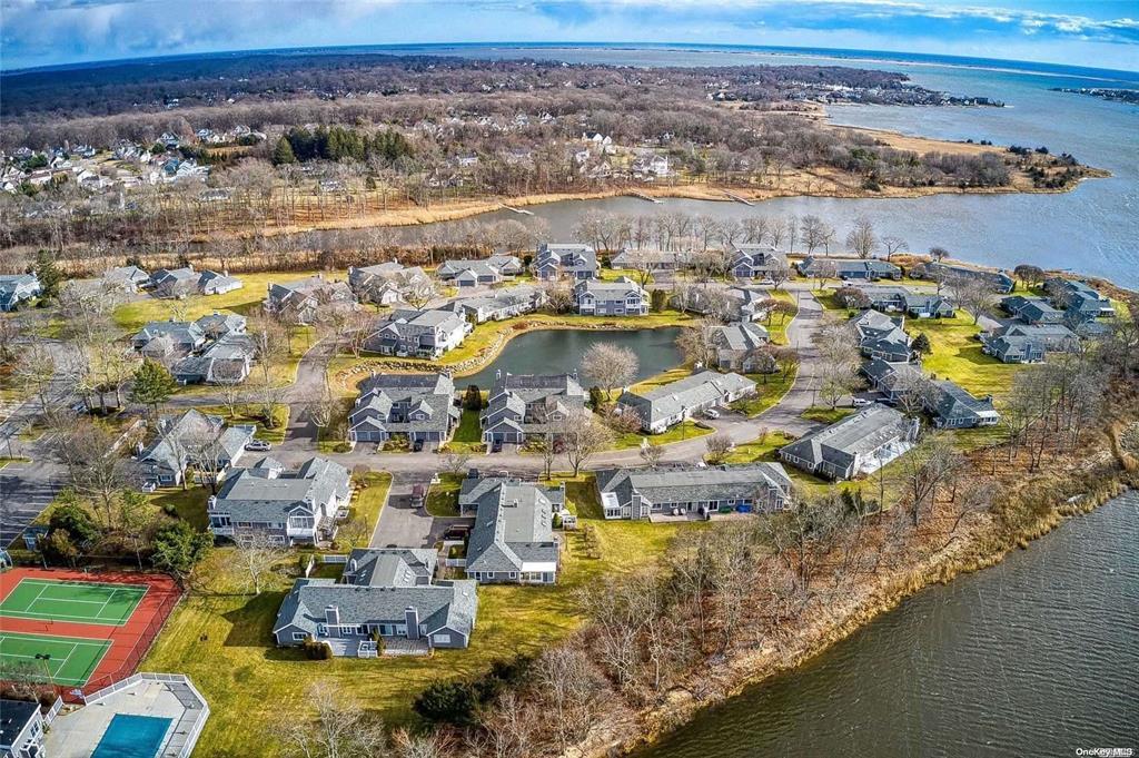 476 Woodscreek Court, Moriches, New York image 32