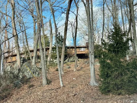 Tiny photo for 12 Tallwoods Road, Armonk, NY 10504 (MLS # 1009019)