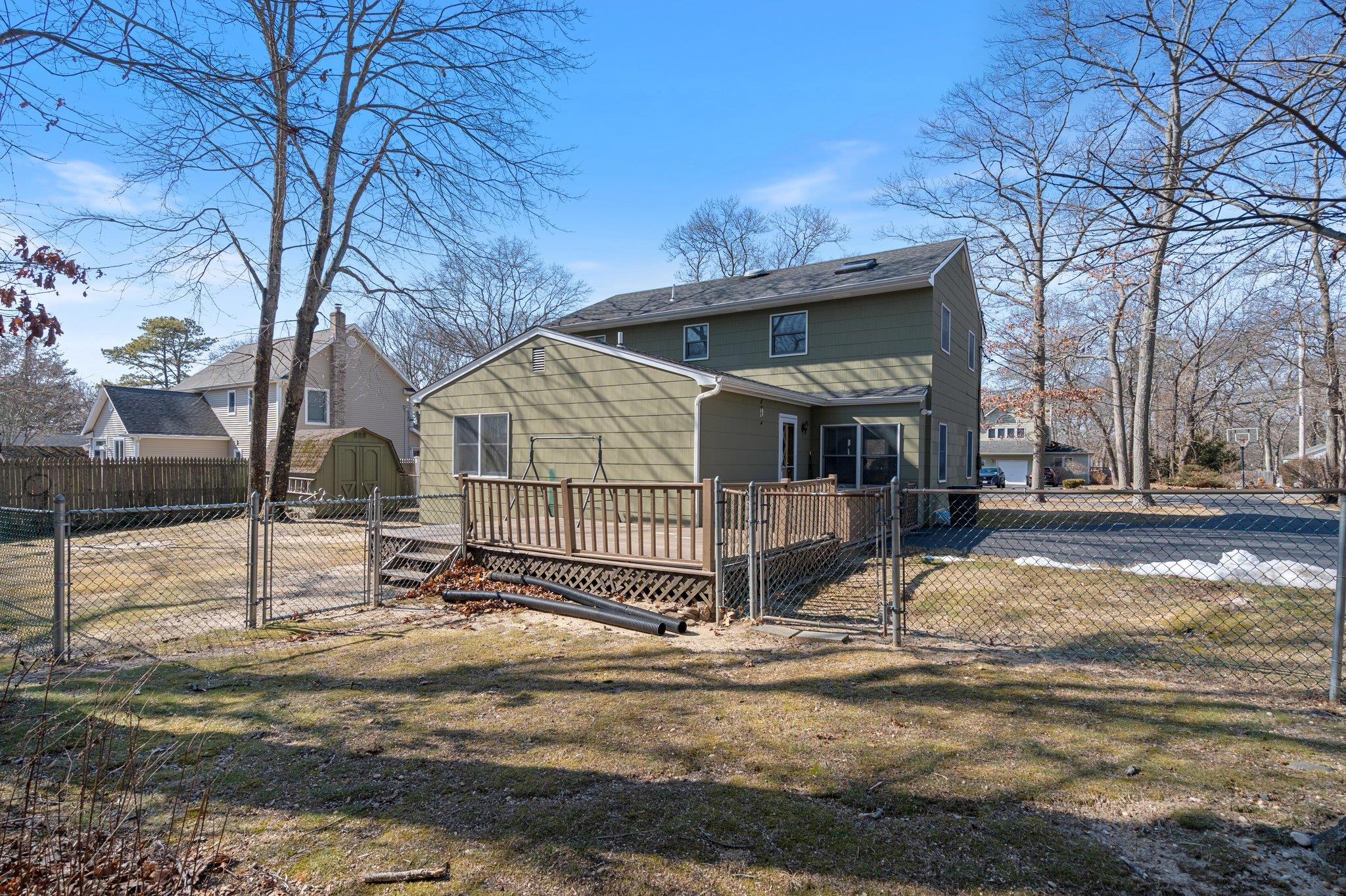 66 Frank Avenue, Yaphank, New York image 6