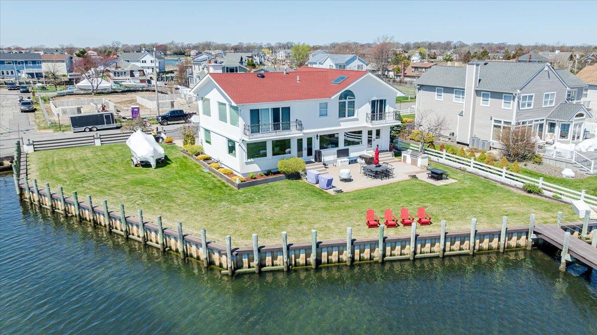 110 Clocks Blvd. Blvd, Massapequa, New York image 3