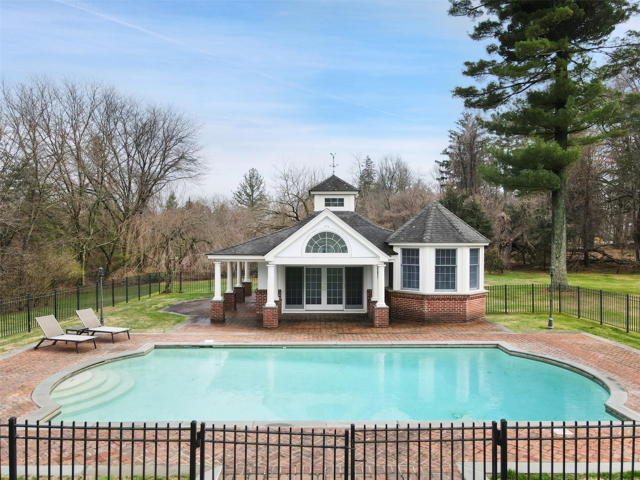 2 Coventry Court, Purchase, New York image 33