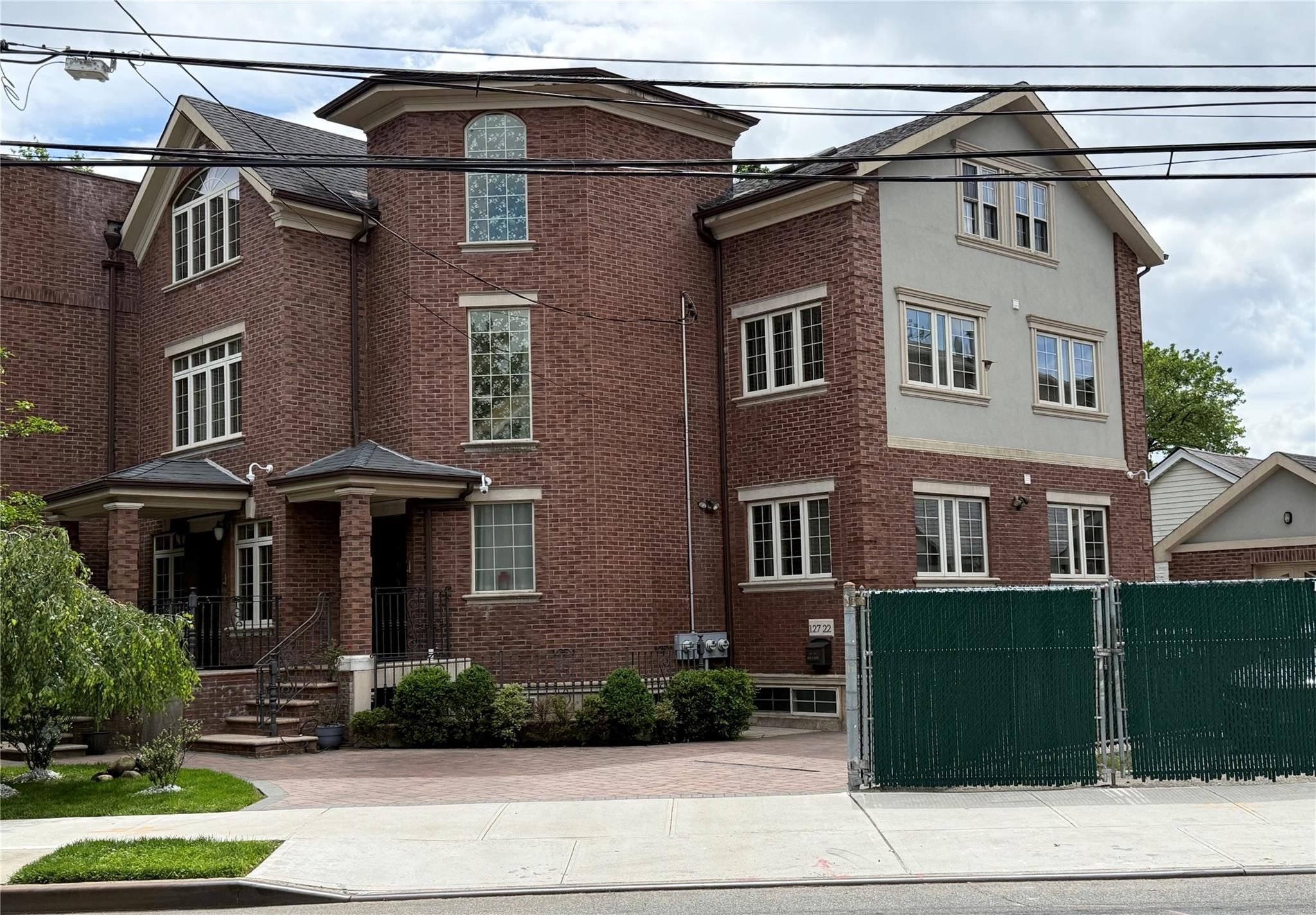 Property for Sale at Kew Gardens Road, Kew Gardens, Queens, NY - Bedrooms: 8 
Bathrooms: 5  - $1,988,000