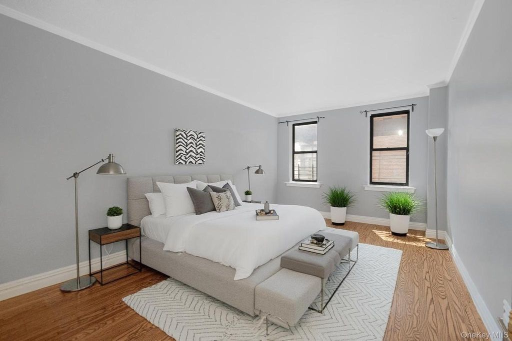 Photo of 306 E Mosholu Pkwysouth Pkwy #1F, Bronx, NY 10458 (MLS # 967197)