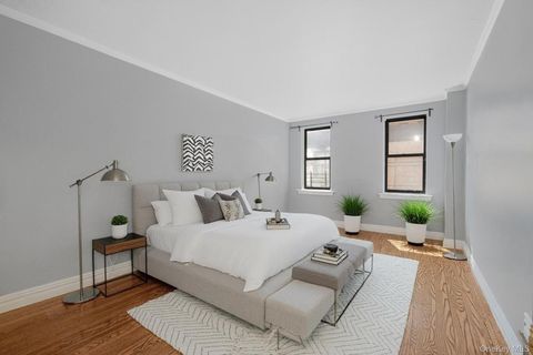 306 E Mosholu Pkwysouth 1F Bronx NY 10458