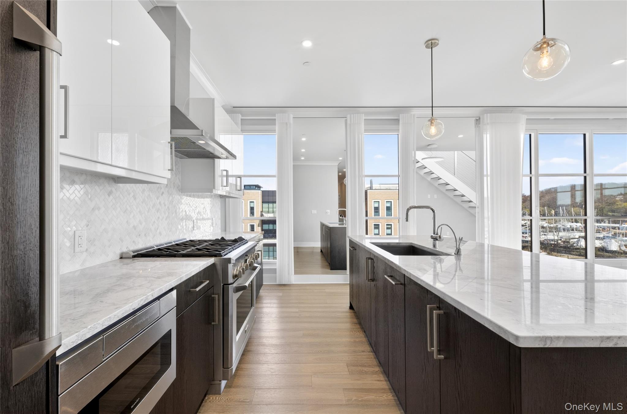 100 Garvies Point Road 1304