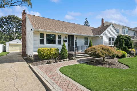 Photo for 875 Woodside Drive