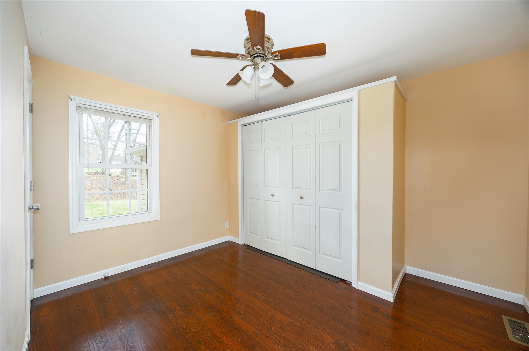8 Holt Road, Hyde Park, New York image 11