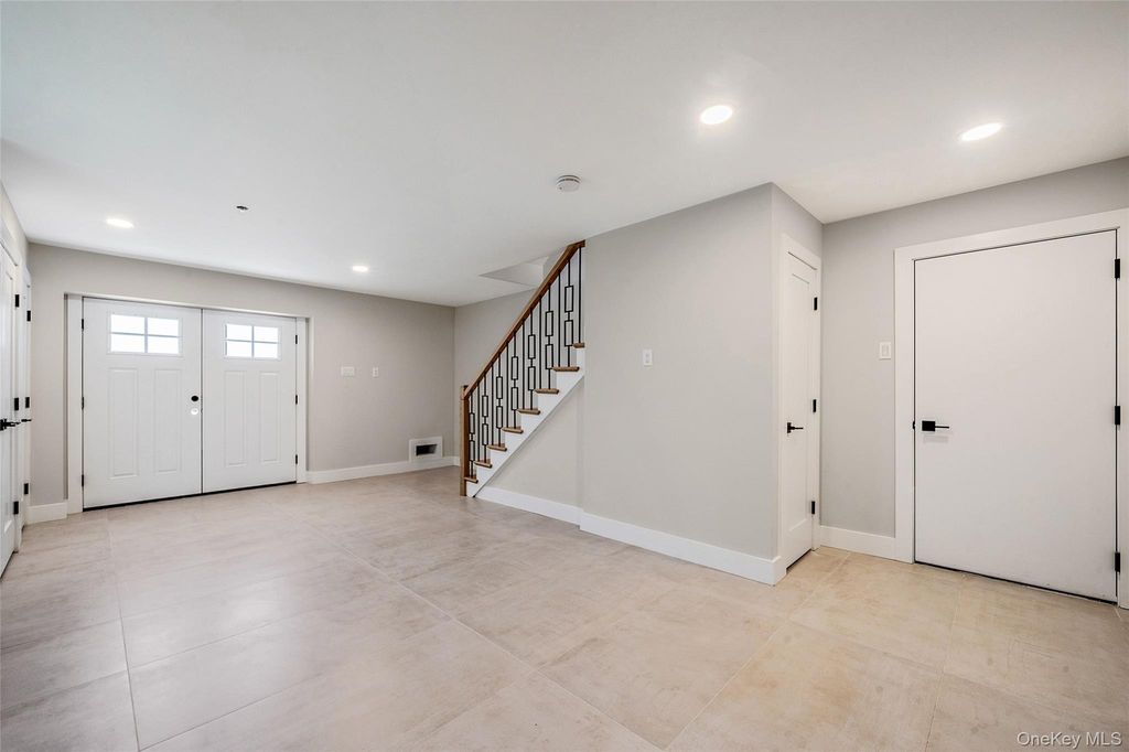 Photo of 237 Mott Street, Oceanside, NY 11572 (MLS # 985593)