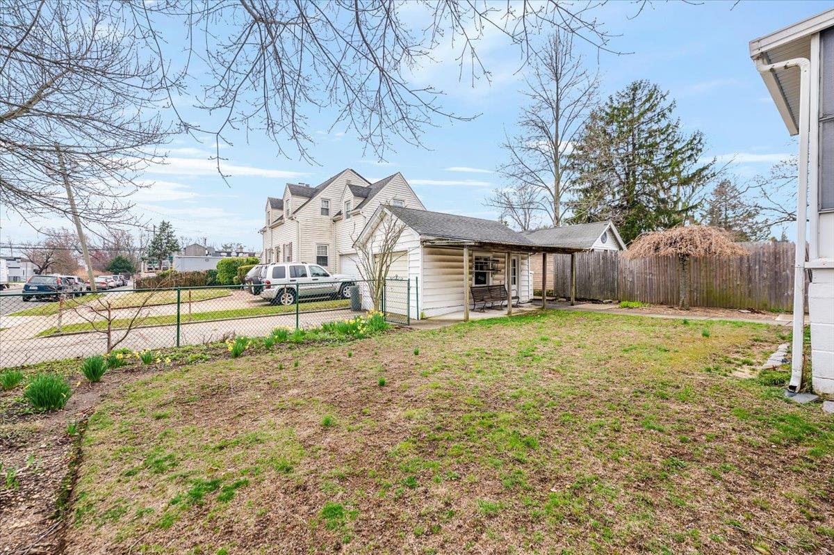 601 Hughes Street, Bellmore, New York image 23