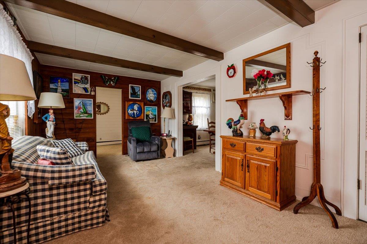 601 Hughes Street, Bellmore, New York image 5