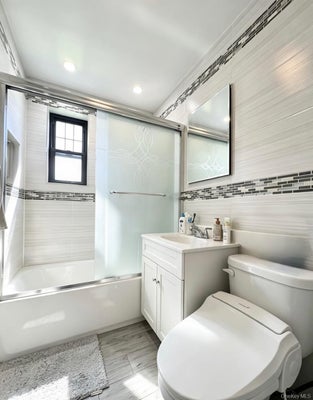 67-67 136TH ST, FLUSHING, NY 11367 - Image e7e1194d6fced3364125fdfcb85d6d5c/2872620570