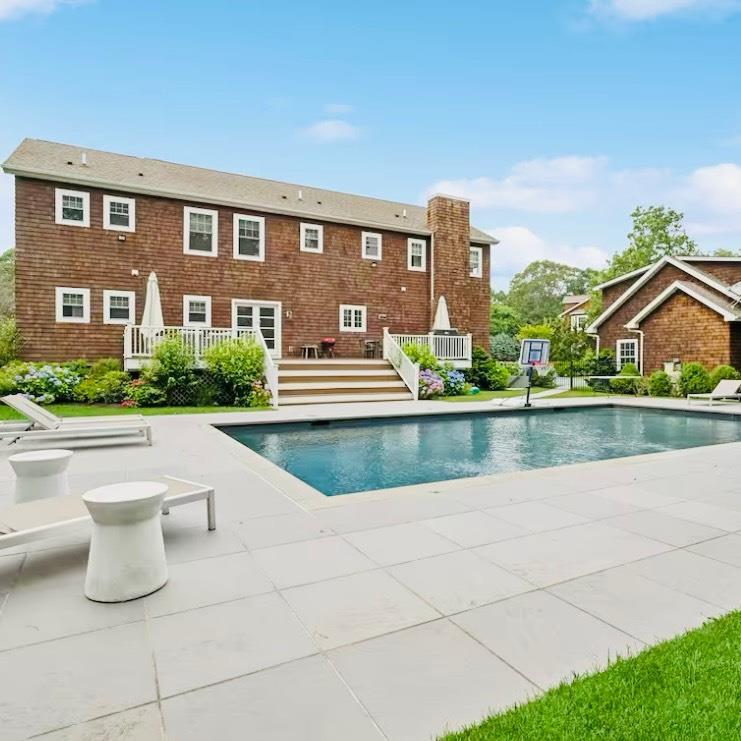 52 Sandy Hollow Road, Southampton, New York image 1