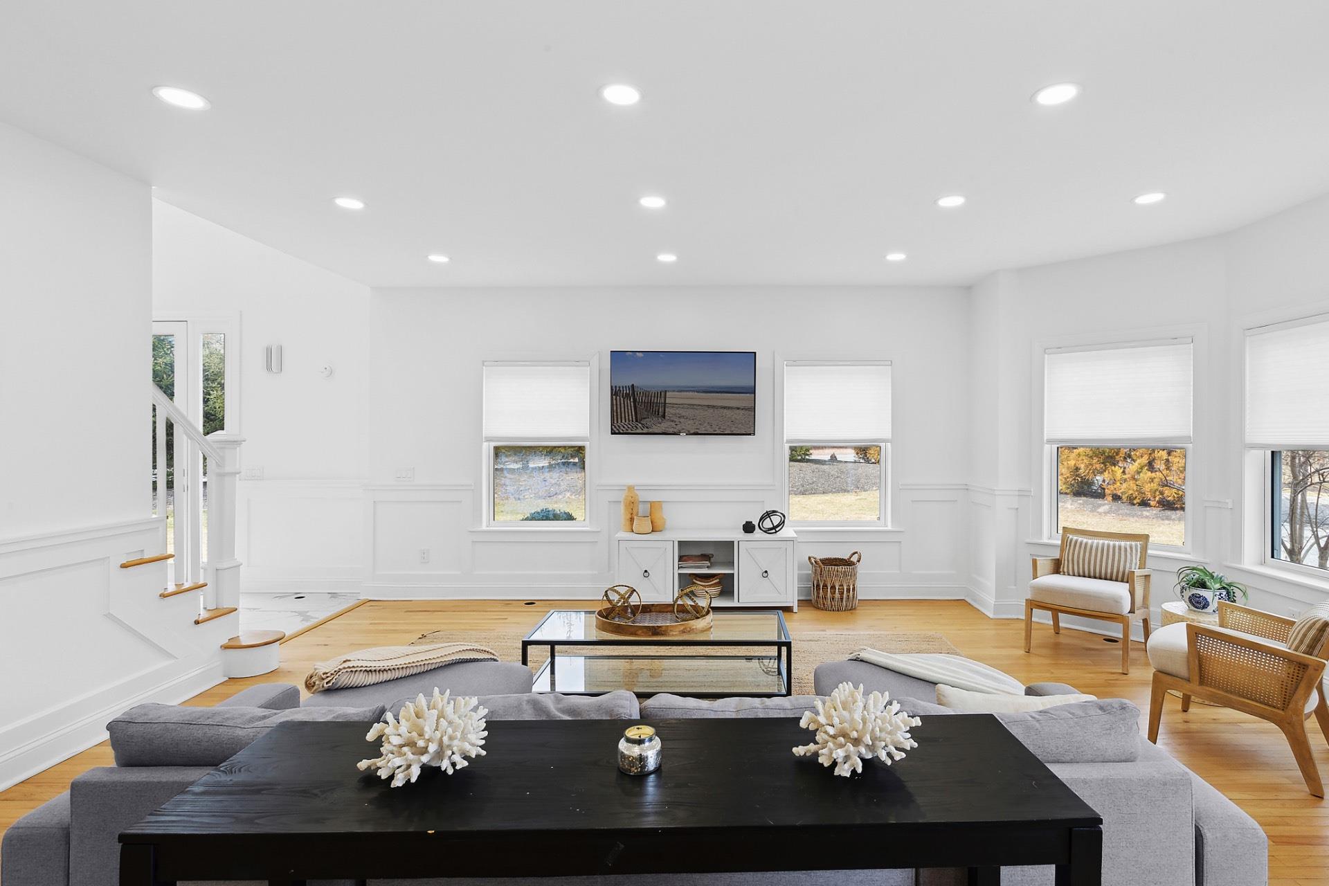 52 Sandy Hollow Road, Southampton, New York image 3