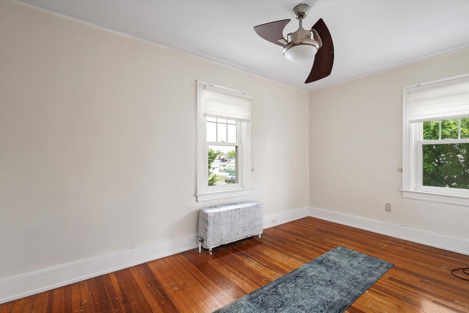 696 Madison Avenue, Lindenhurst, New York image 15