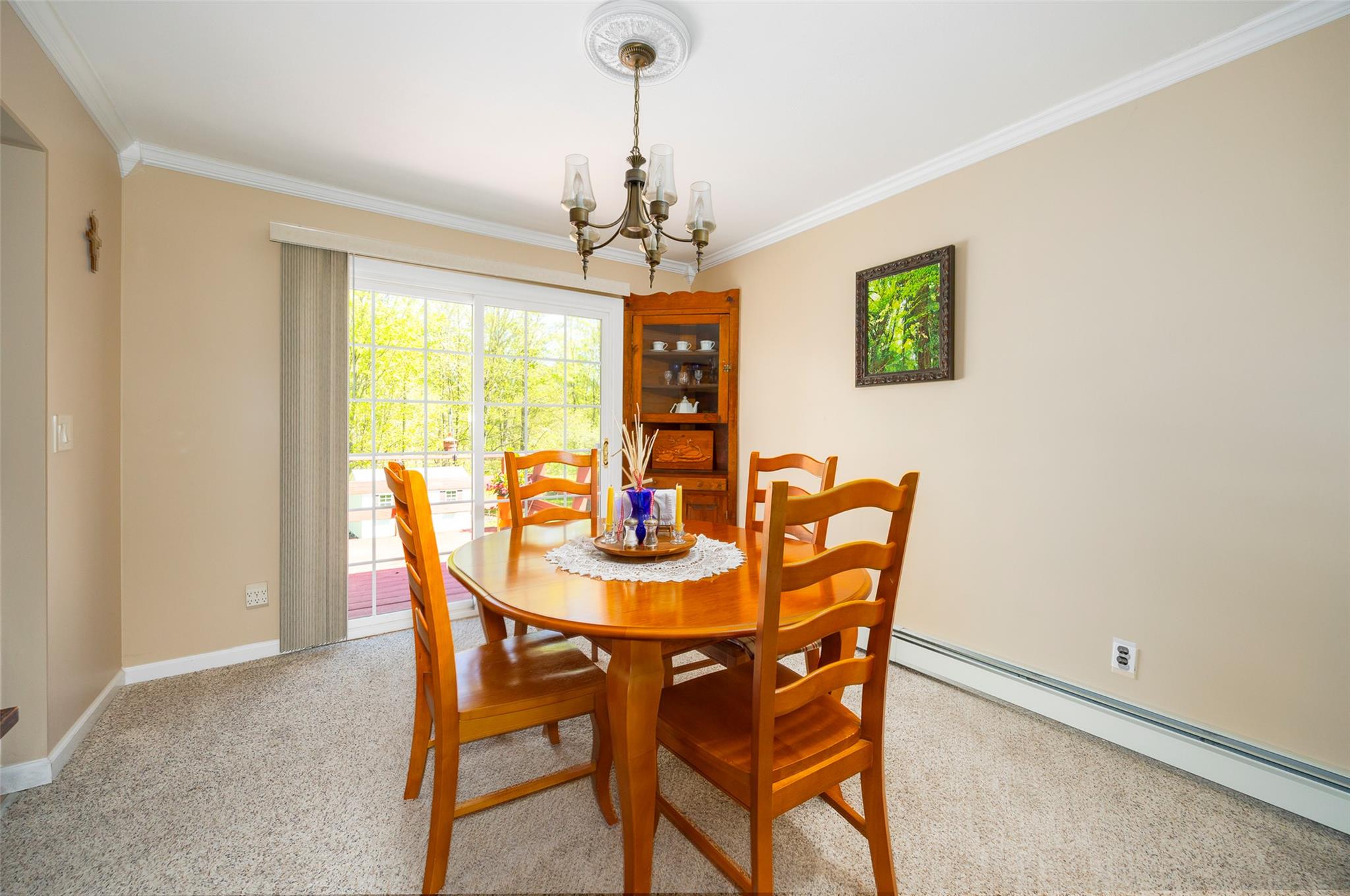 500 N Quaker Lane, Hyde Park, New York image 9