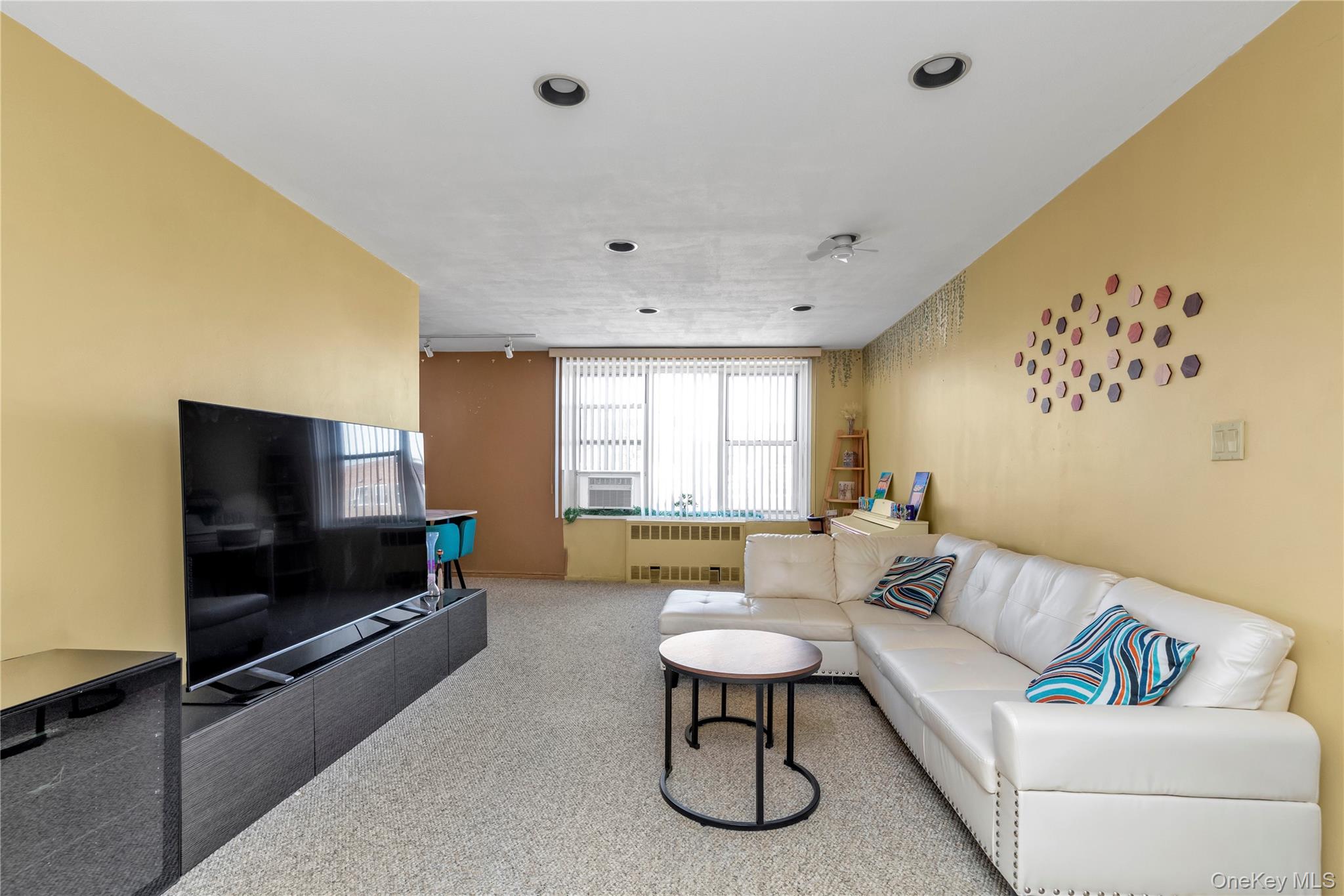 209-20 18th Avenue 6C