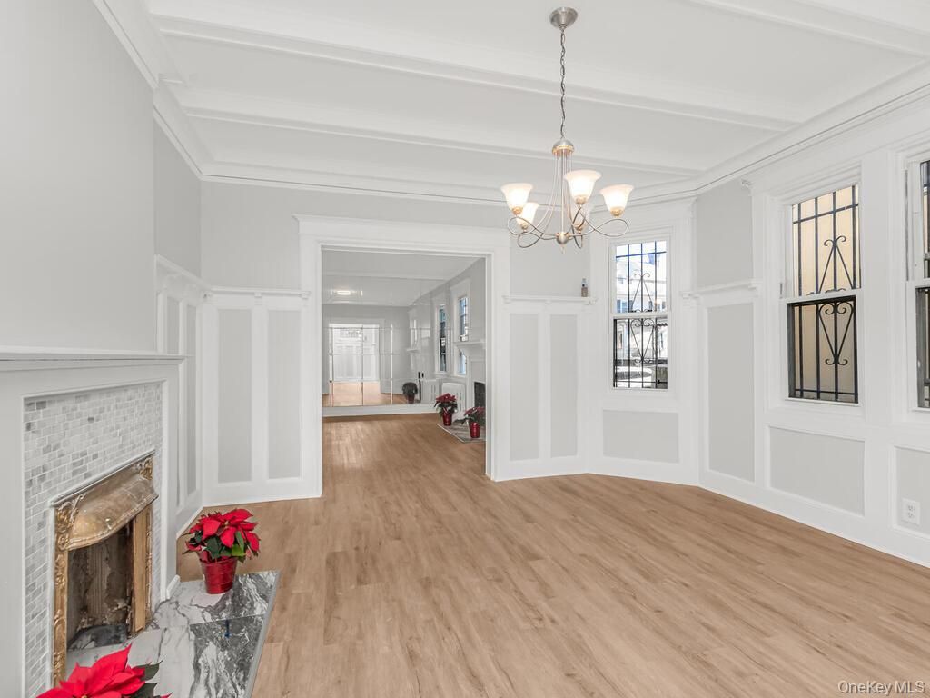 Photo of 332 Tecumseh Avenue, Mount Vernon, NY 10553 (MLS # 945257)