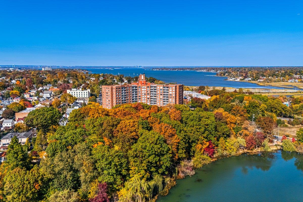 220-55 46th Avenue #8N, Bayside, New York image 18