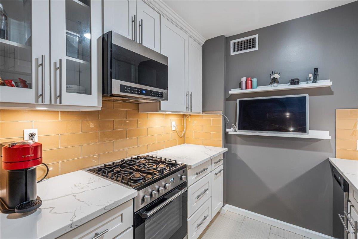 220-55 46th Avenue #8N, Bayside, New York image 3
