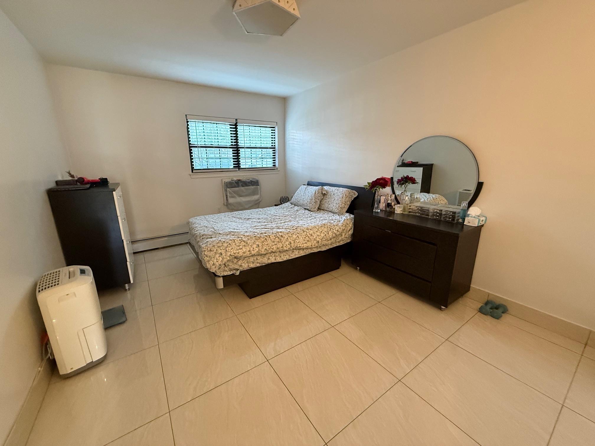 120-15 cove Court 90B
