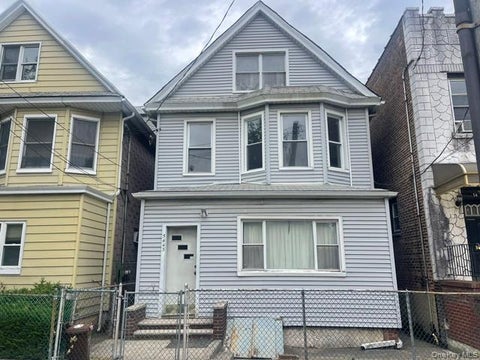 Multifamily For Sale - 54-43 71st Street<br/> Maspeth, NY 11378