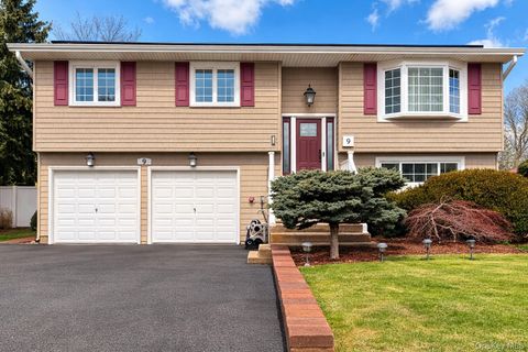9 Columbine Avenue Islip NY 11751