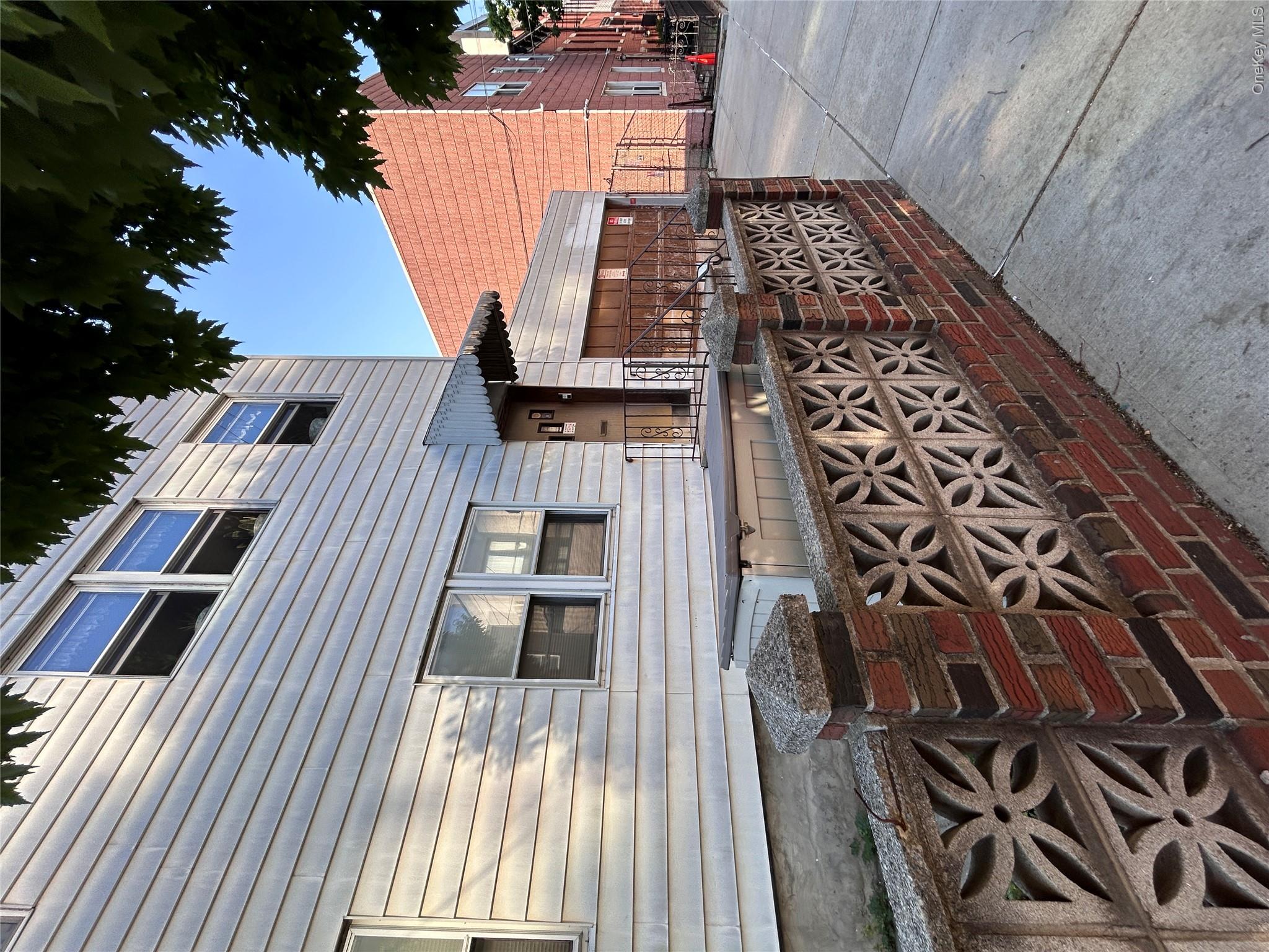 38-12 28th Street