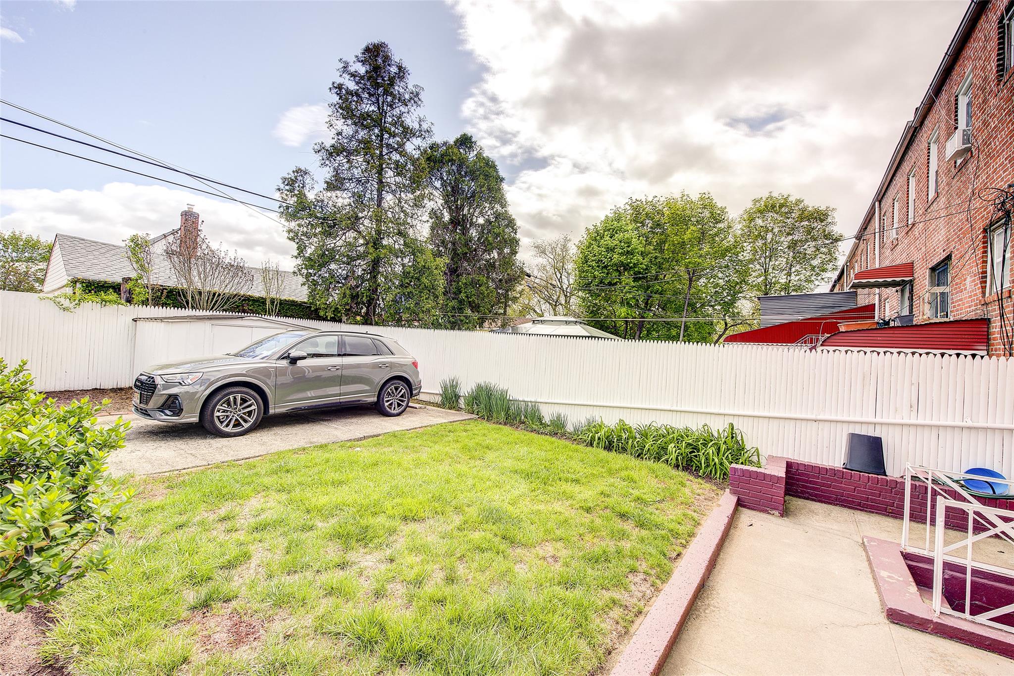 225-54 Murdock Avenue, Queens Village, New York image 31