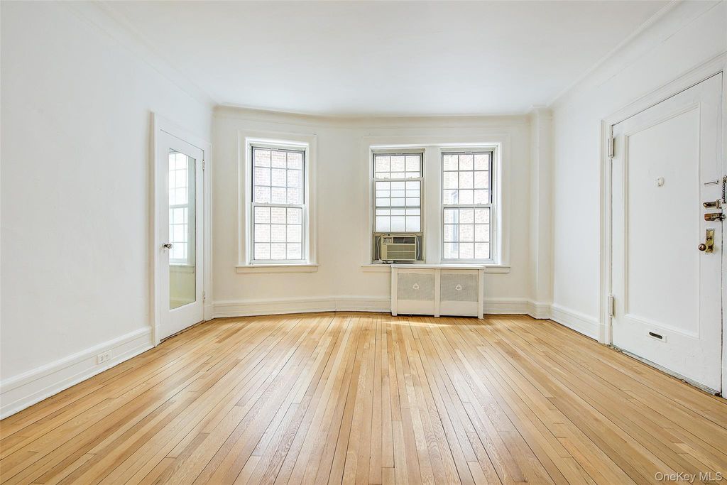 Photo of 6 Burns Street #211, Forest Hills, NY 11375 (MLS # 1000726)