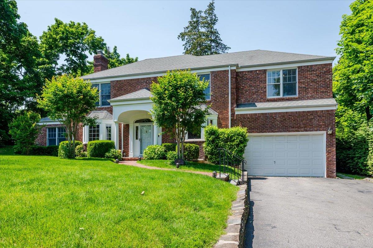 14 Pond Park Road