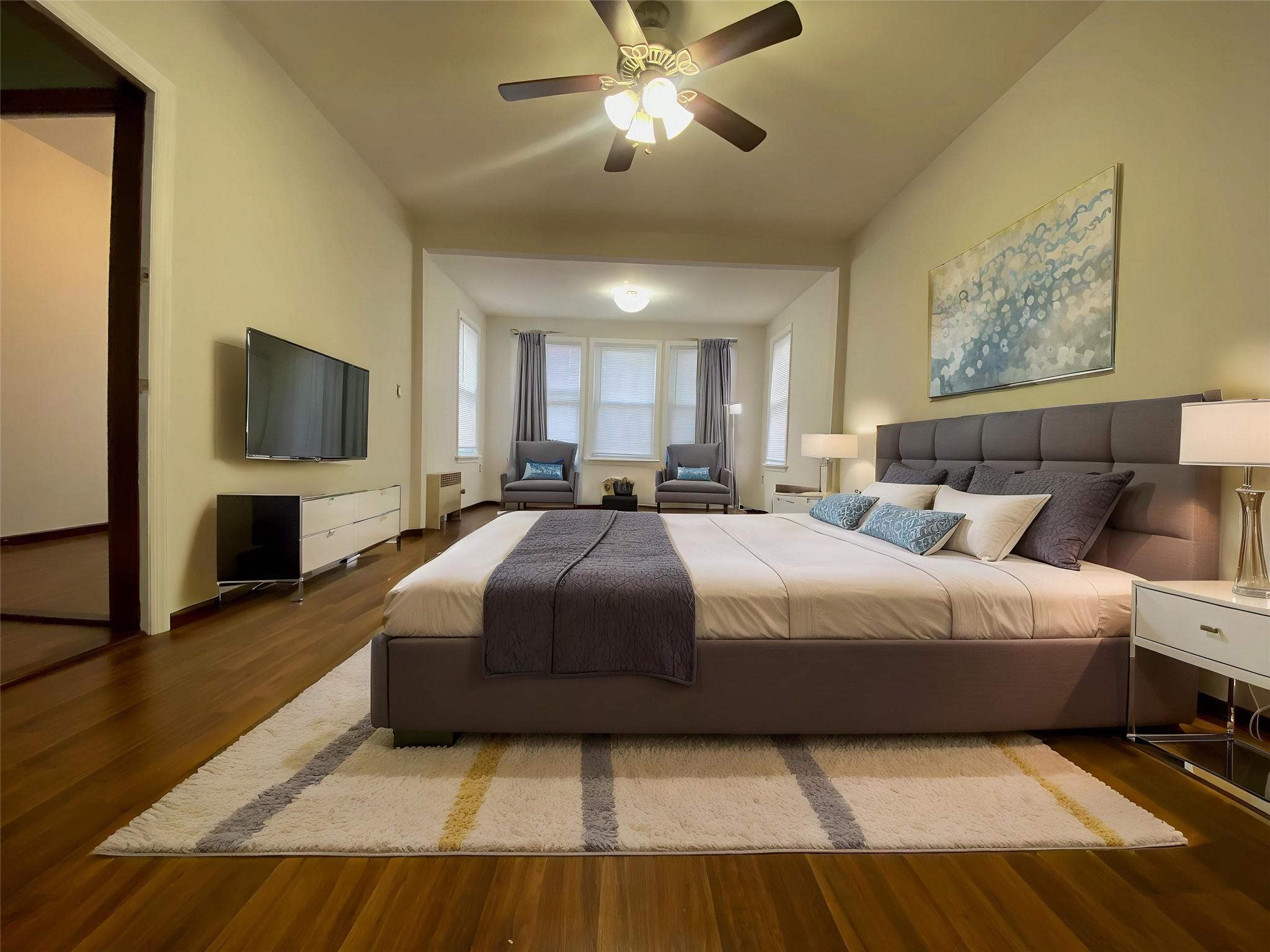85th Street 2, Glendale, Queens, NY - 3 Bedrooms  
1 Bathrooms  
6 Rooms - 