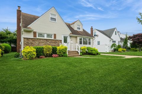 3668 Sherry Avenue Wantagh NY 11793