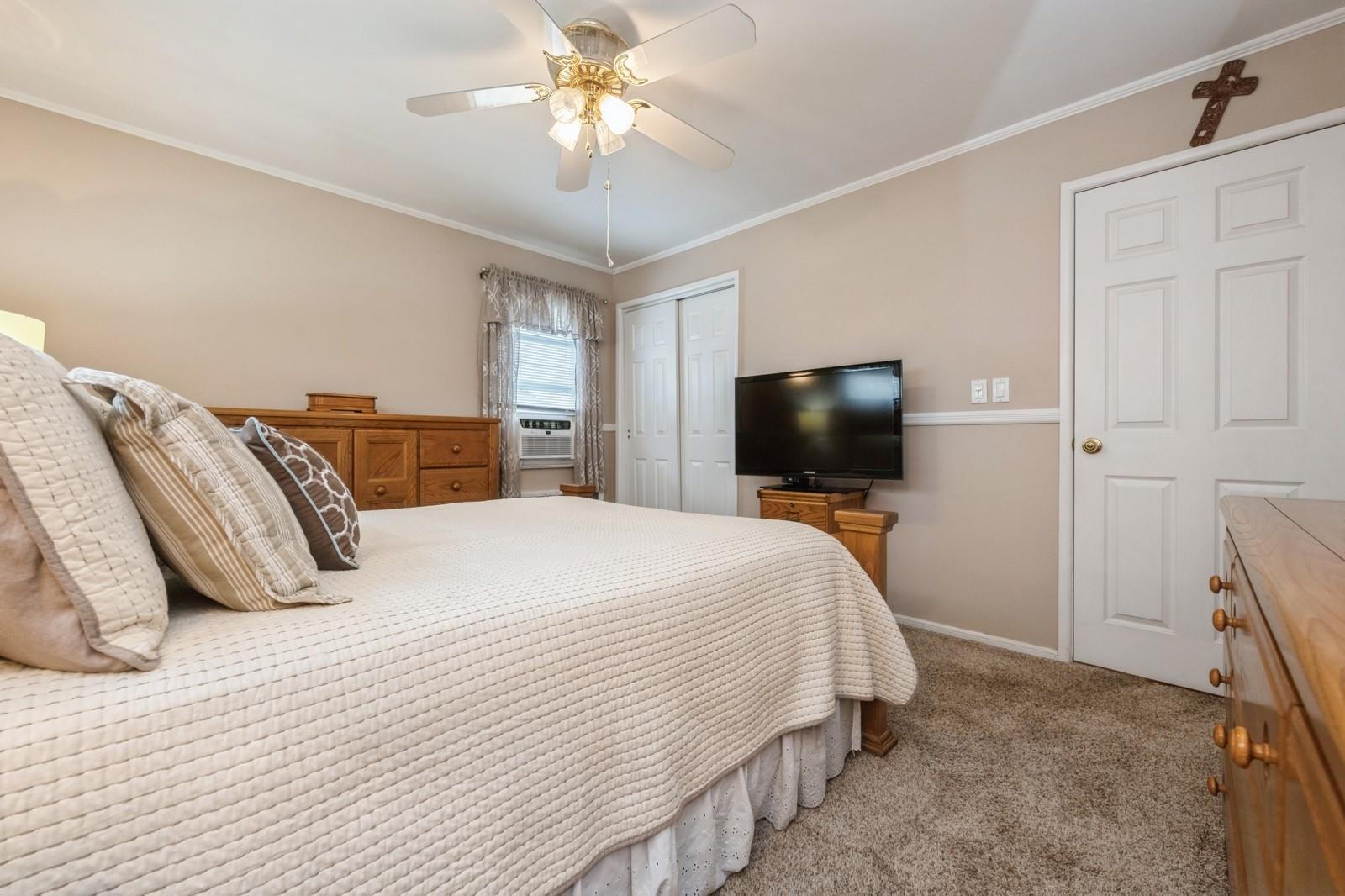 3668 Sherry Avenue, Wantagh, New York image 10