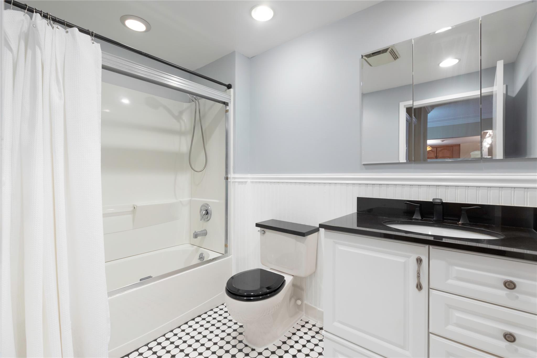 1376 Midland Avenue #307, Bronxville, New York image 11