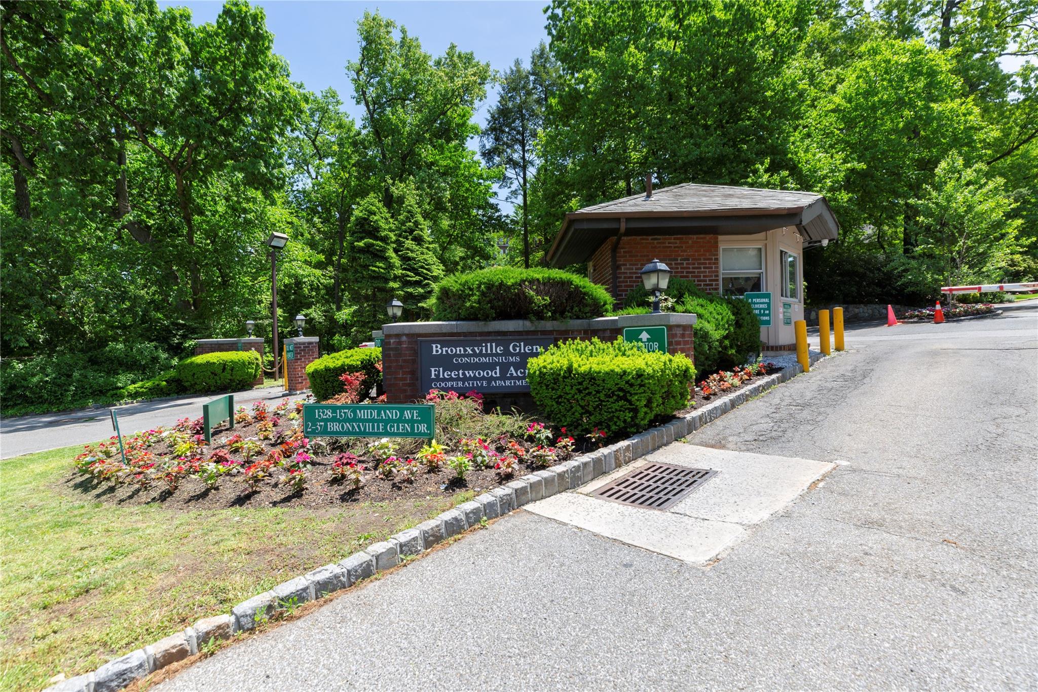 1376 Midland Avenue #307, Bronxville, New York image 1