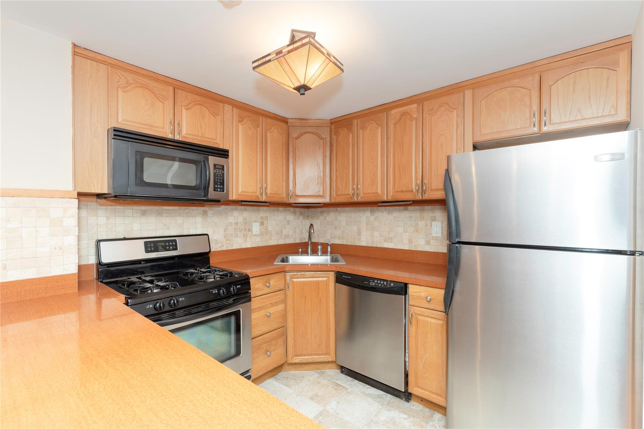 1376 Midland Avenue #307, Bronxville, New York image 7