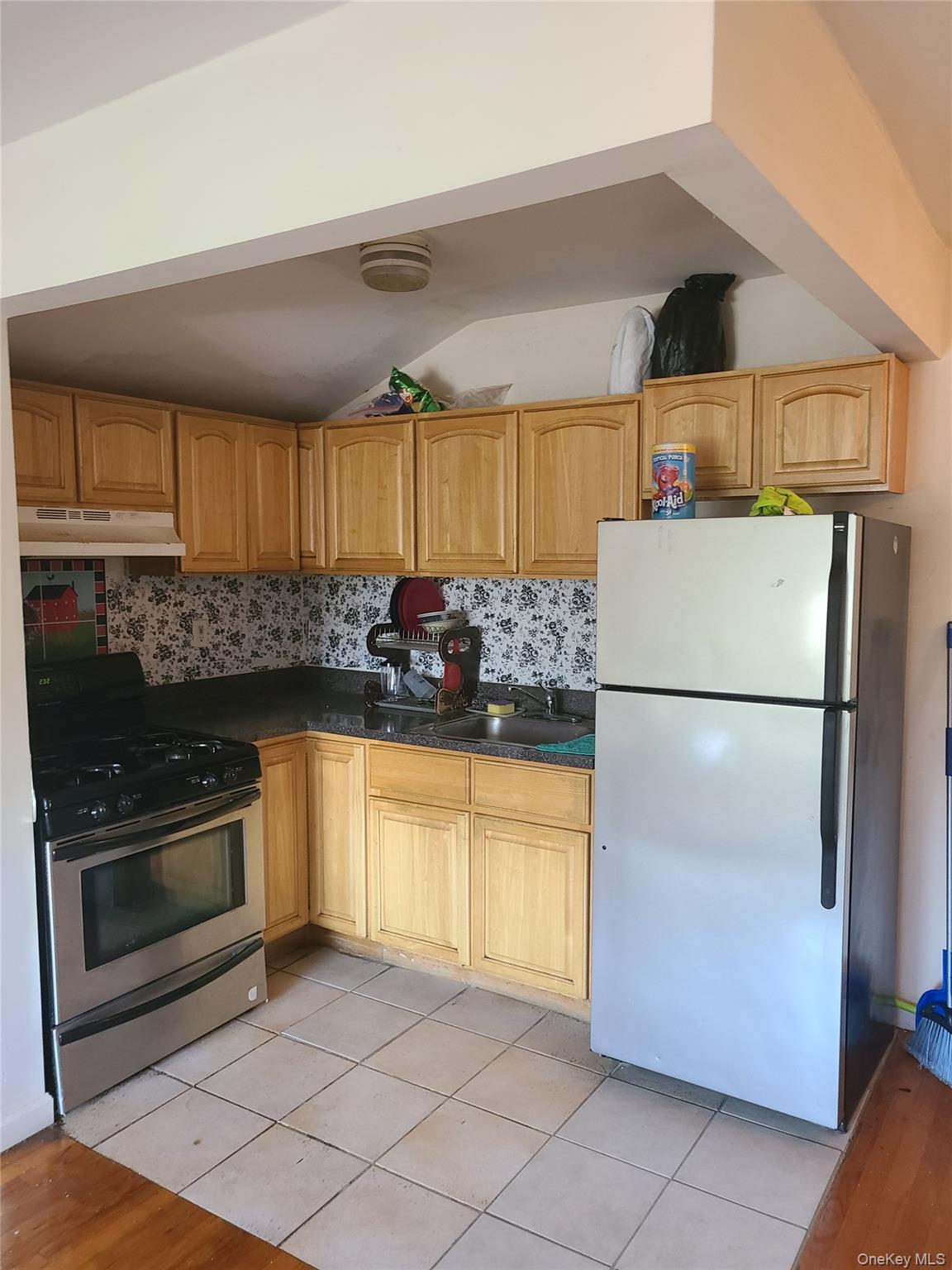 252 Soundview Avenue