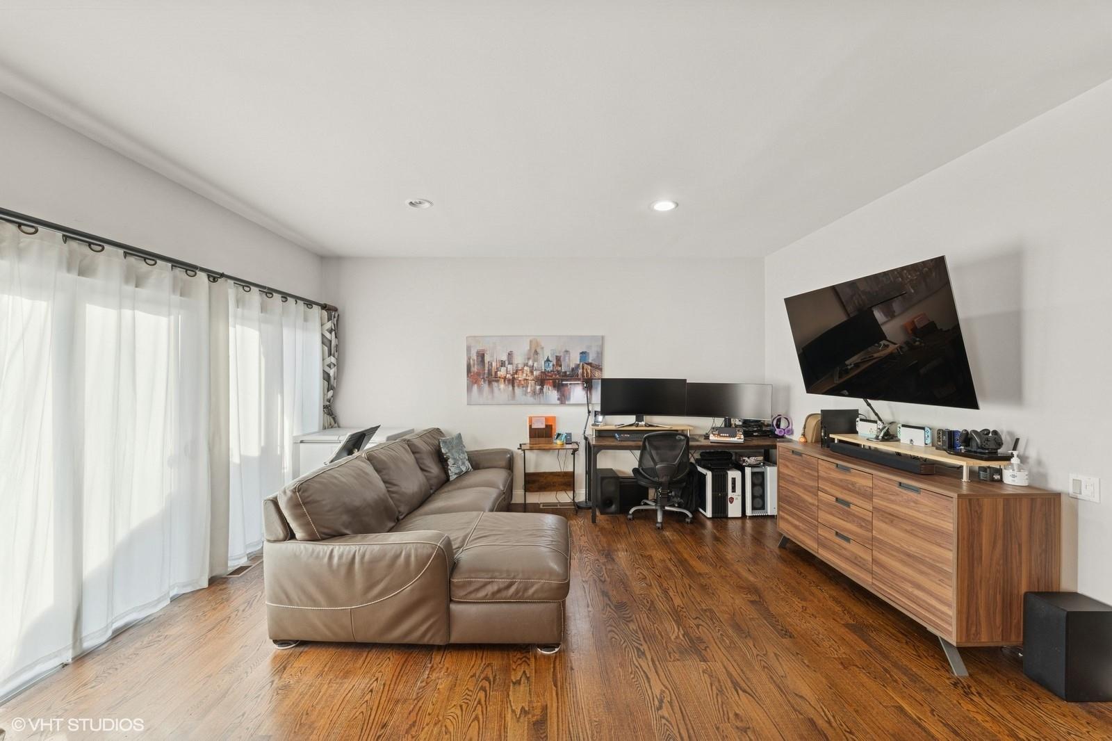 79 Sands Point Road