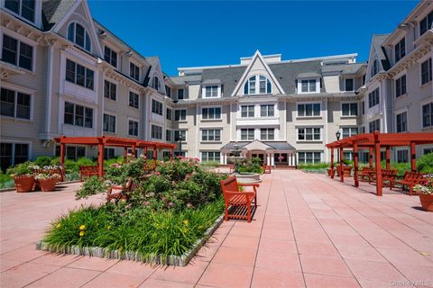 Condo For Sale - 225 Stanley Avenue #109<br/> Mamaroneck, NY 10543