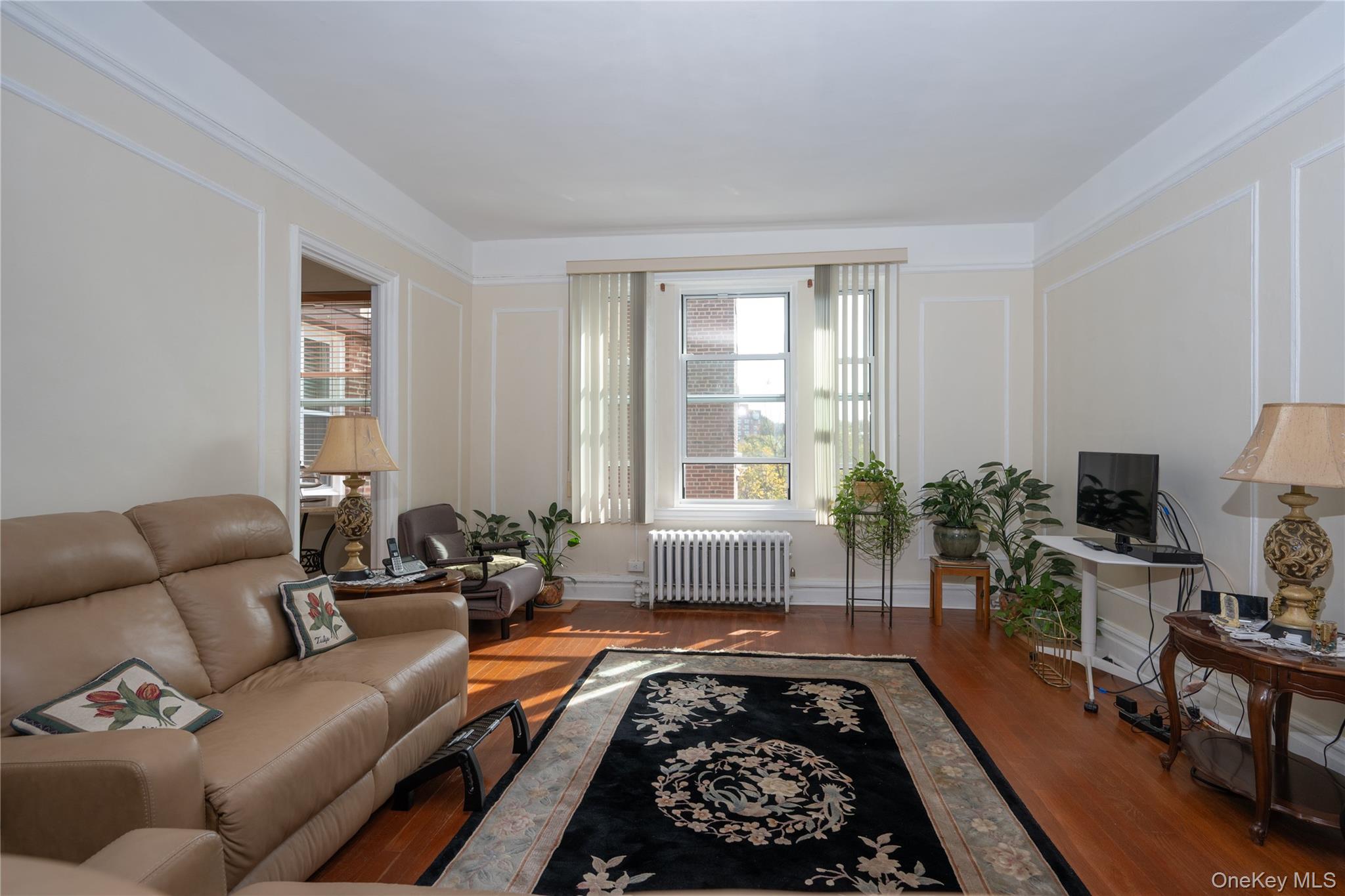 1468 Midland Avenue 4D