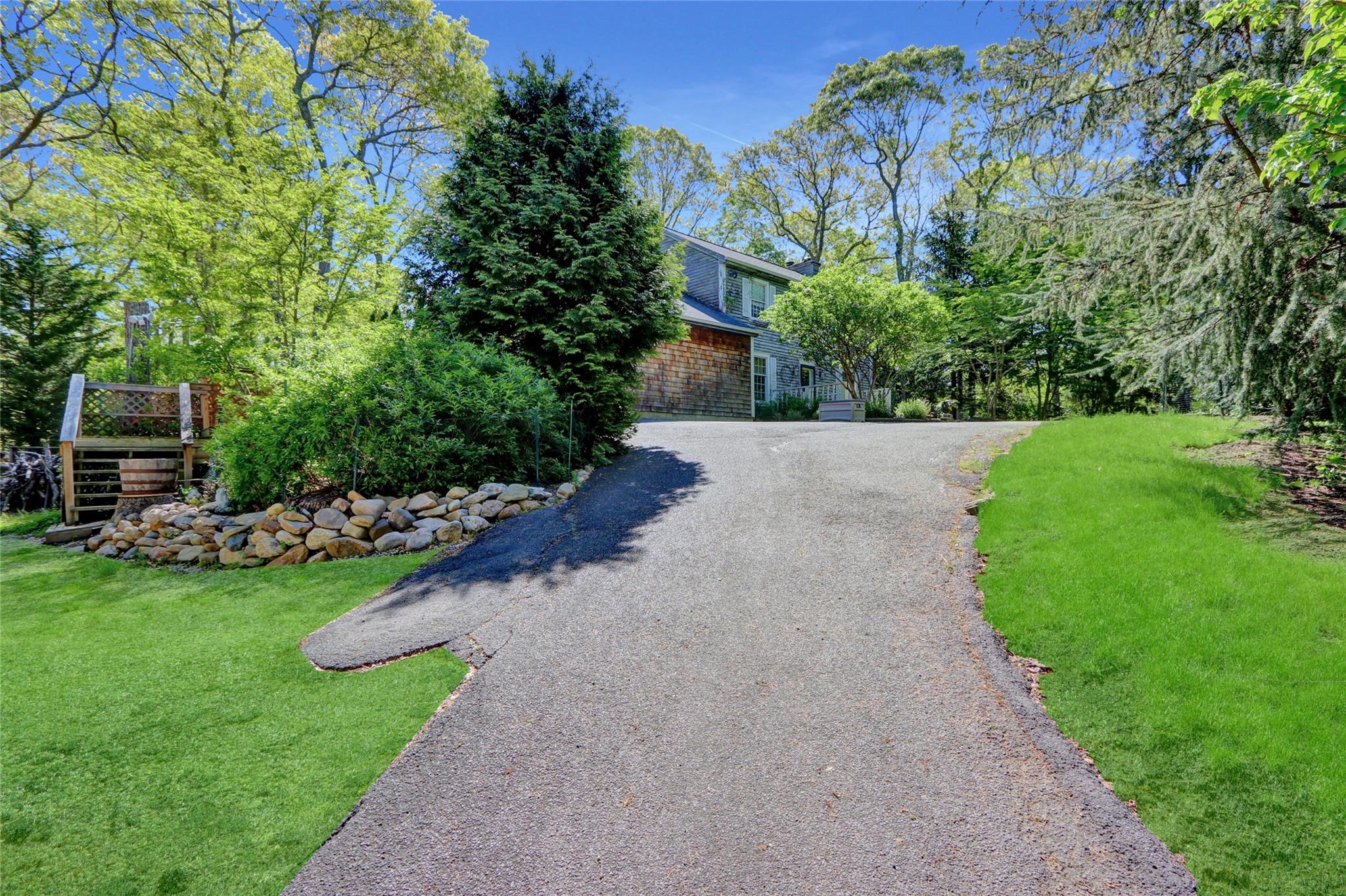 1610 Majors Path, Southampton, New York image 26