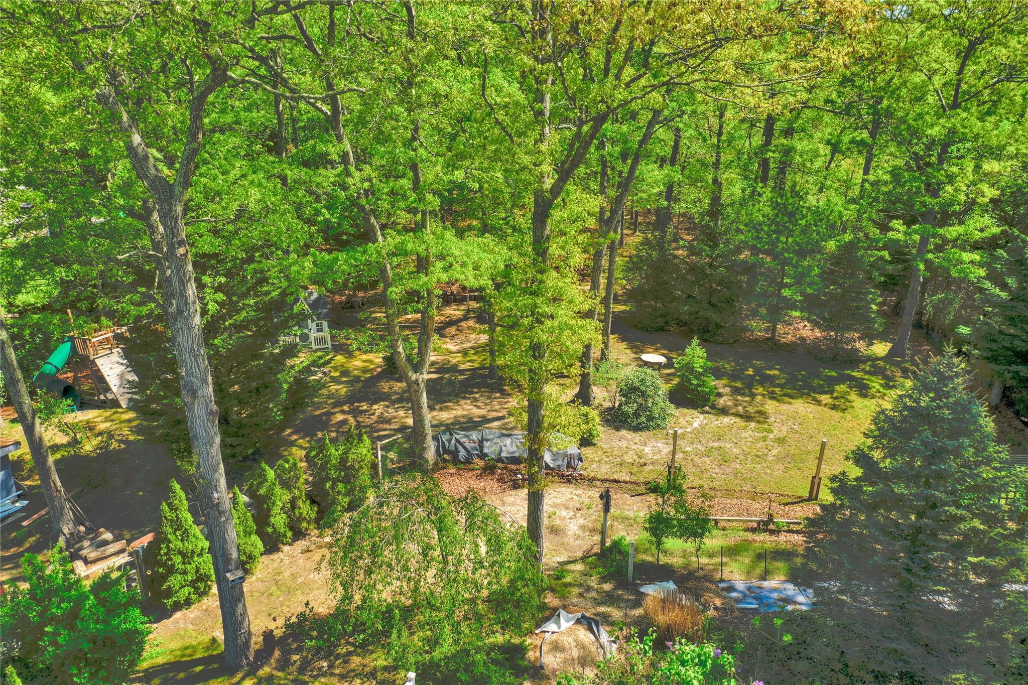 1610 Majors Path, Southampton, New York image 31