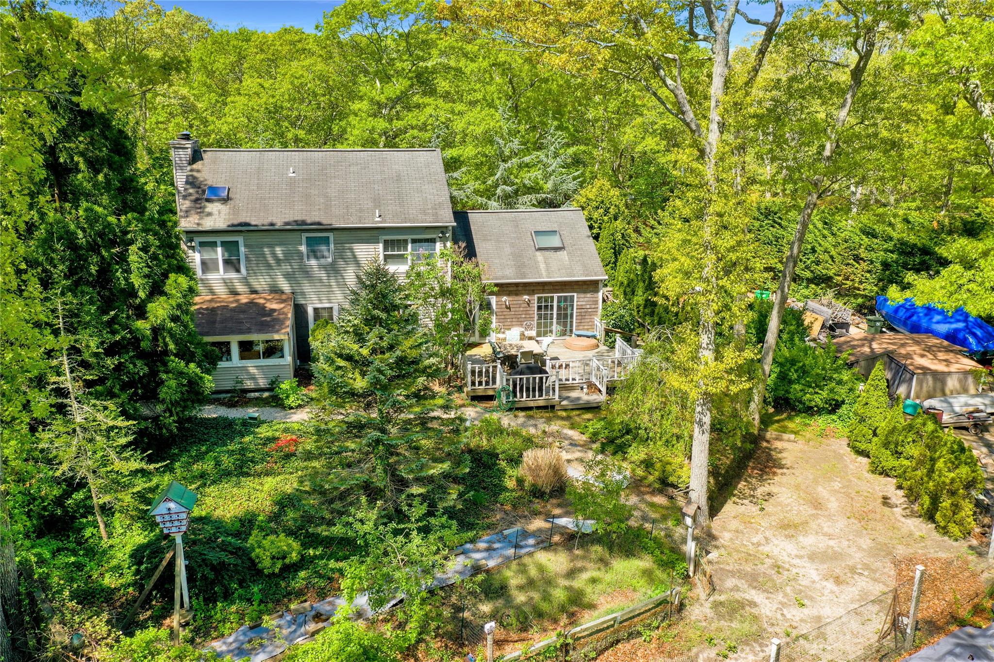 1610 Majors Path, Southampton, New York image 34
