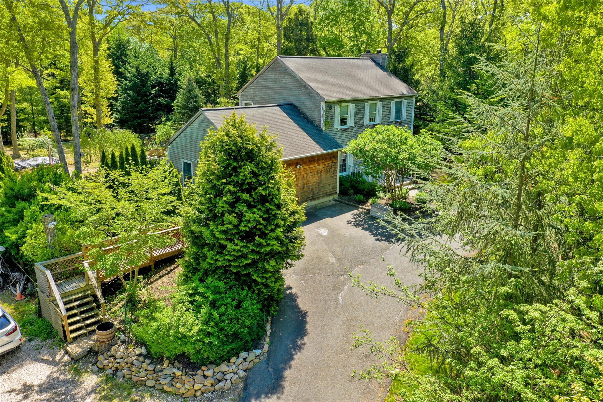 1610 Majors Path, Southampton, New York image 29