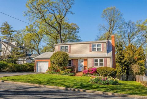 Homes For Sale - 11 Delaware Avenue<br/> Port Washington, NY 11050