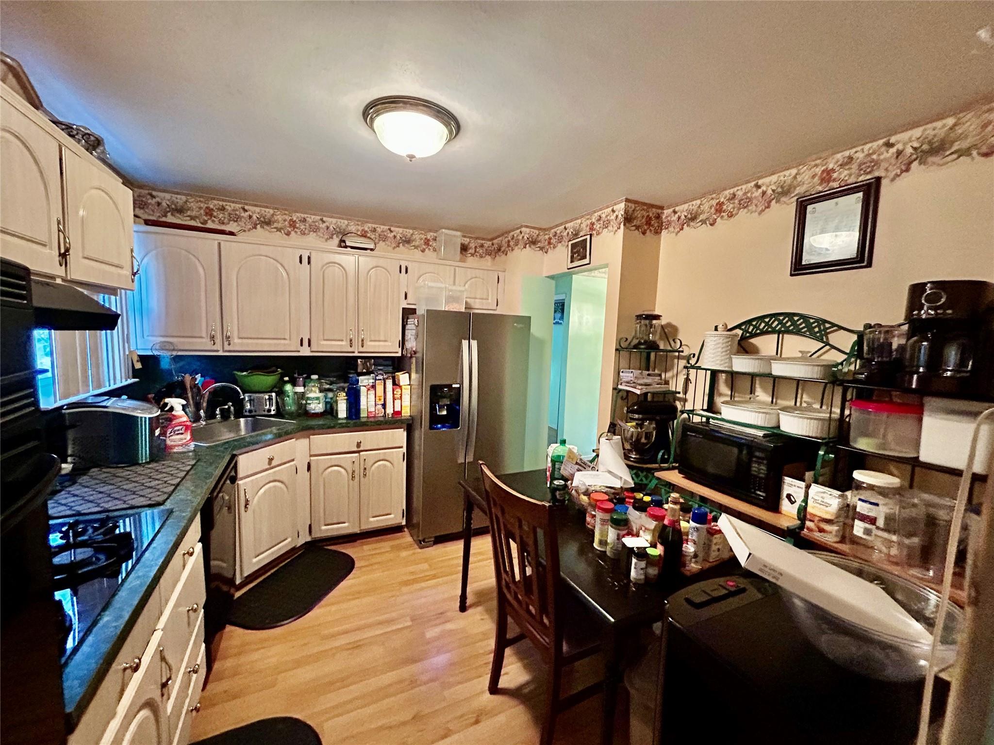 1517 Ohio Avenue, Bay Shore, New York image 3