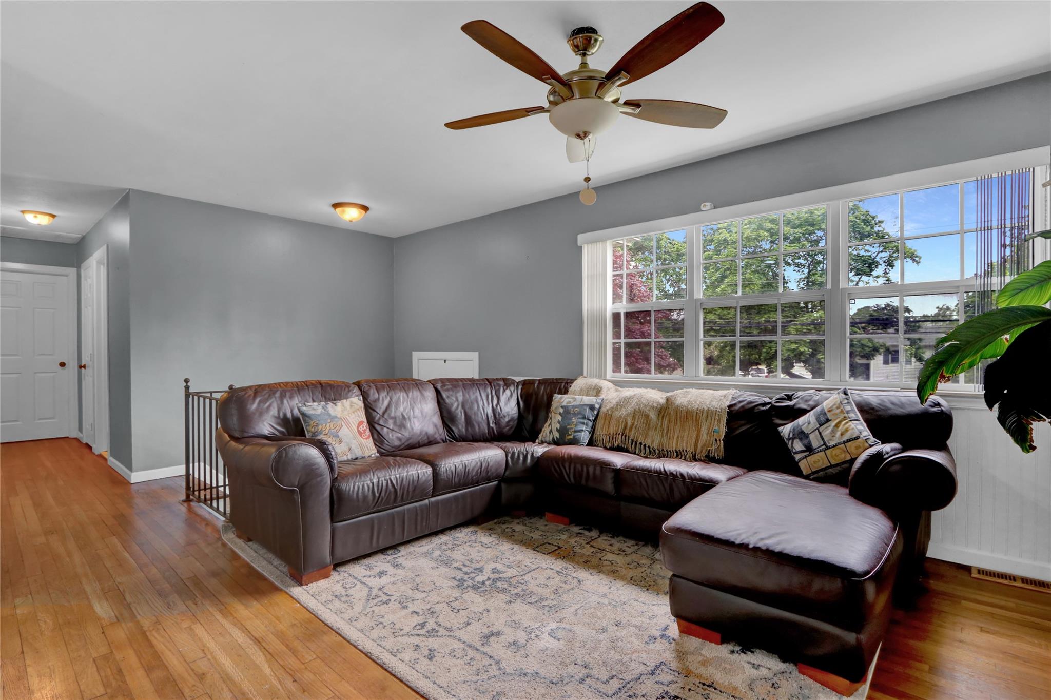 3103 New London Avenue, Medford, New York image 6